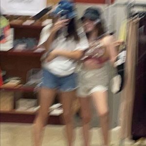 Meet your Posher, Nina